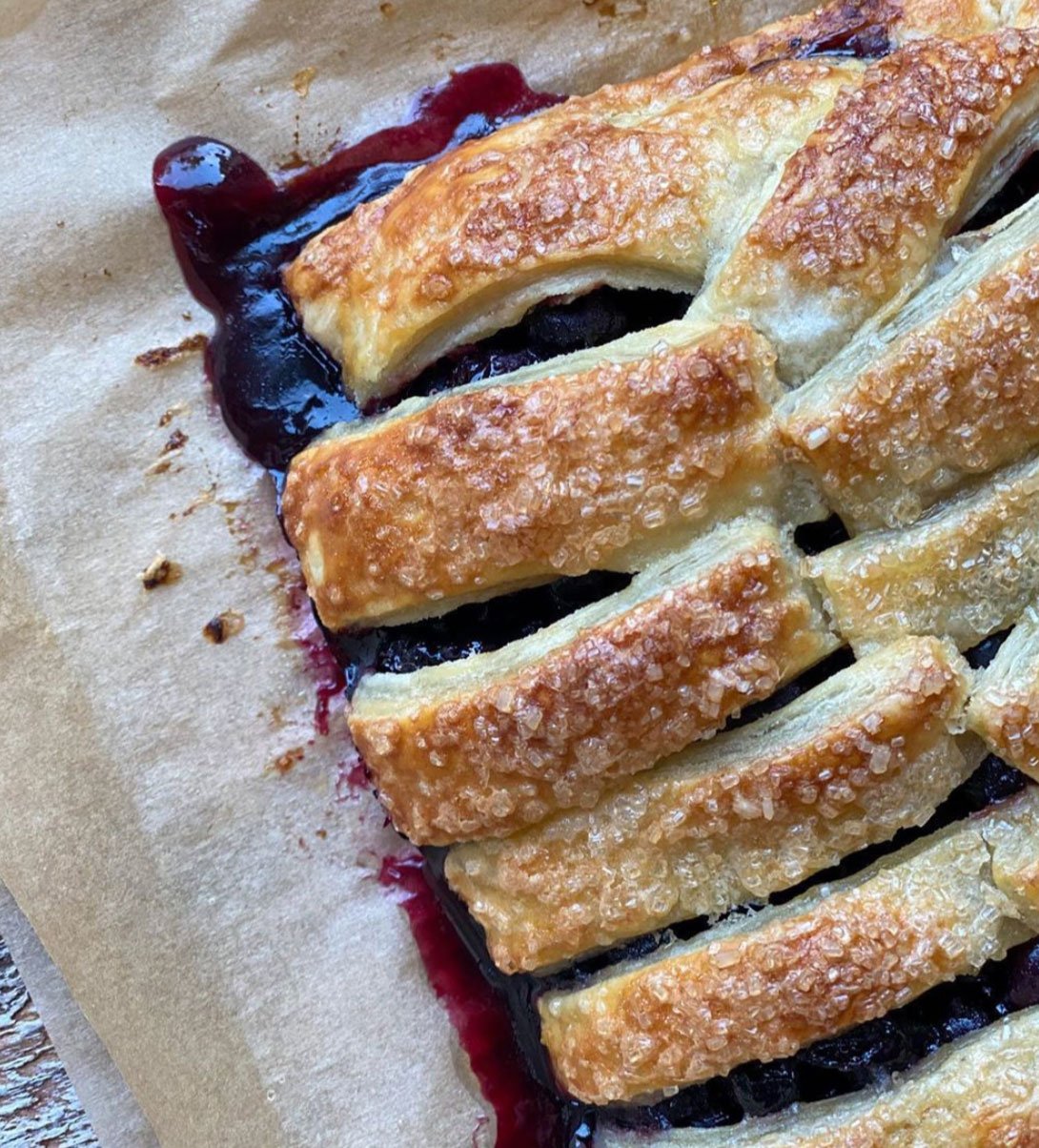 Blackcurrant_Puff-Pastry-Braid